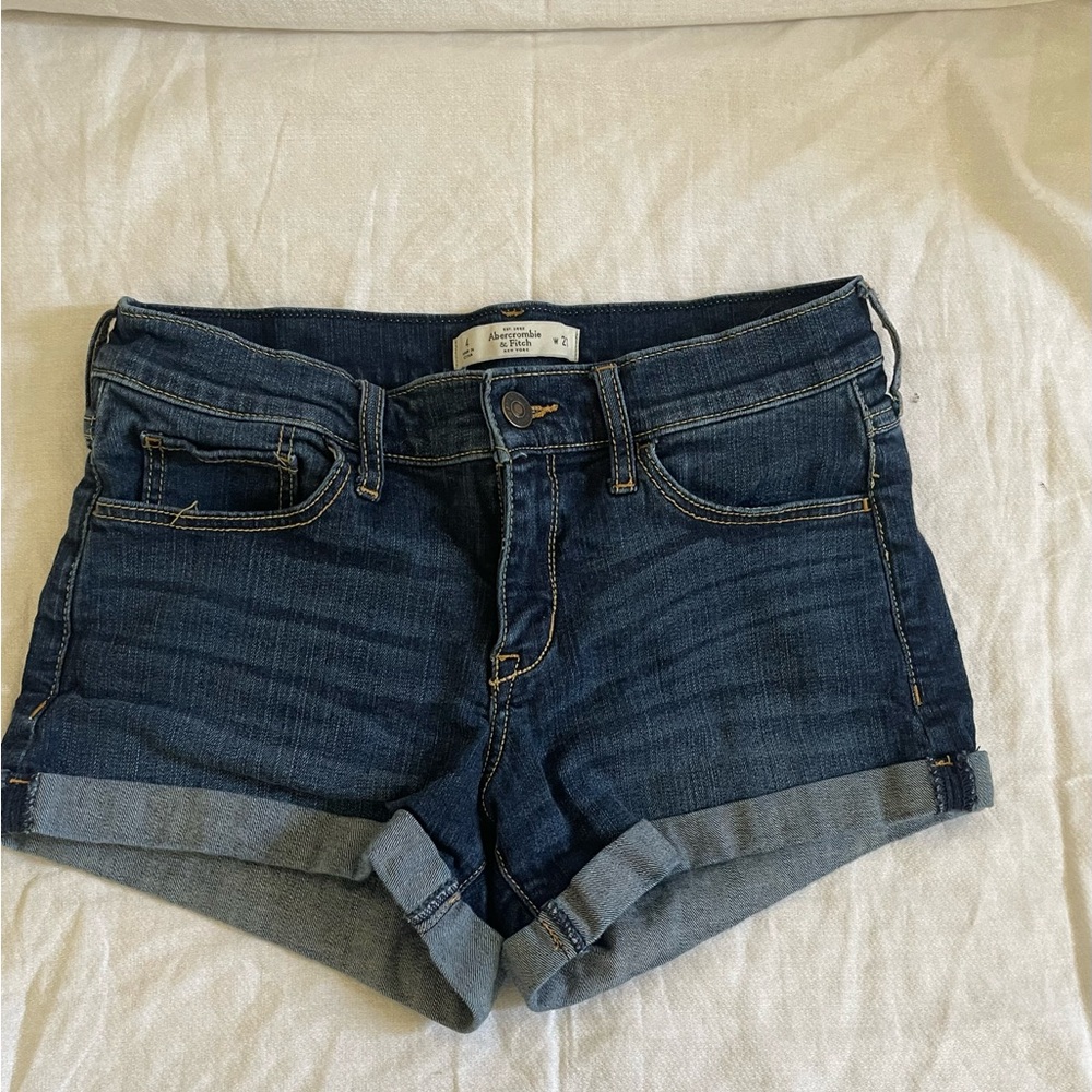 Abercrombie & Fitch woman’s denim shorts size 4